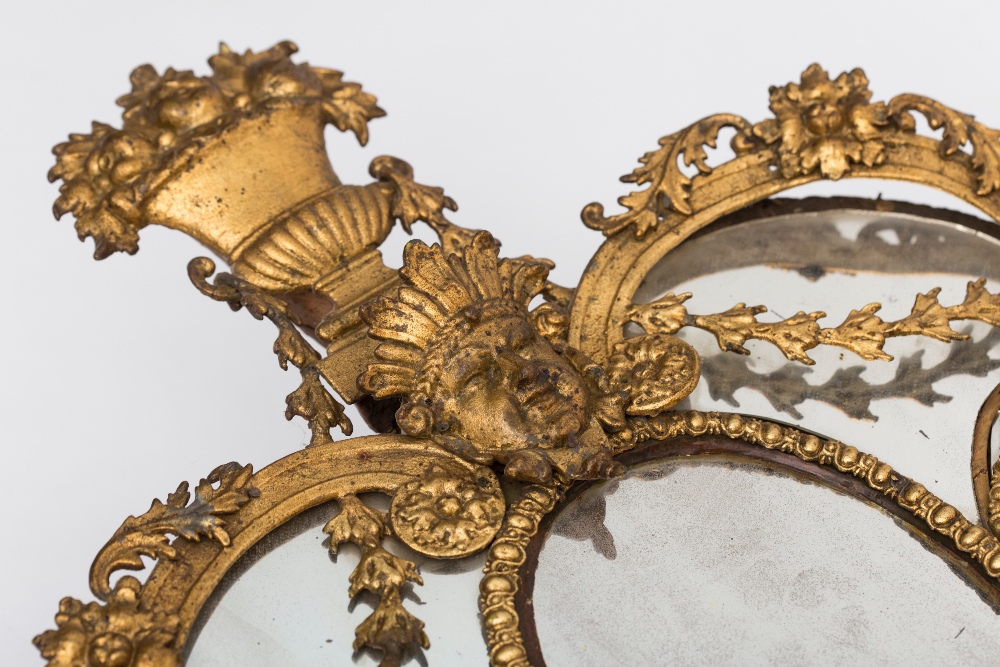 Burchard Precht (1651-1738). Attributed to.Mirror with parecloses; Wood and gold-plated lead, - Image 2 of 4