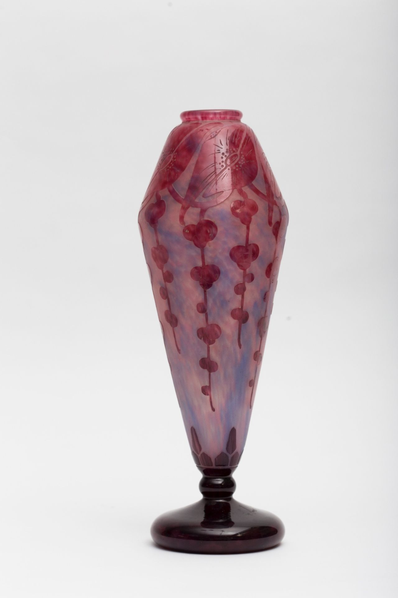 Le Verre FrancaisStylised flowers; Tall thick pink glass vase with blue pinpoints, with pink and