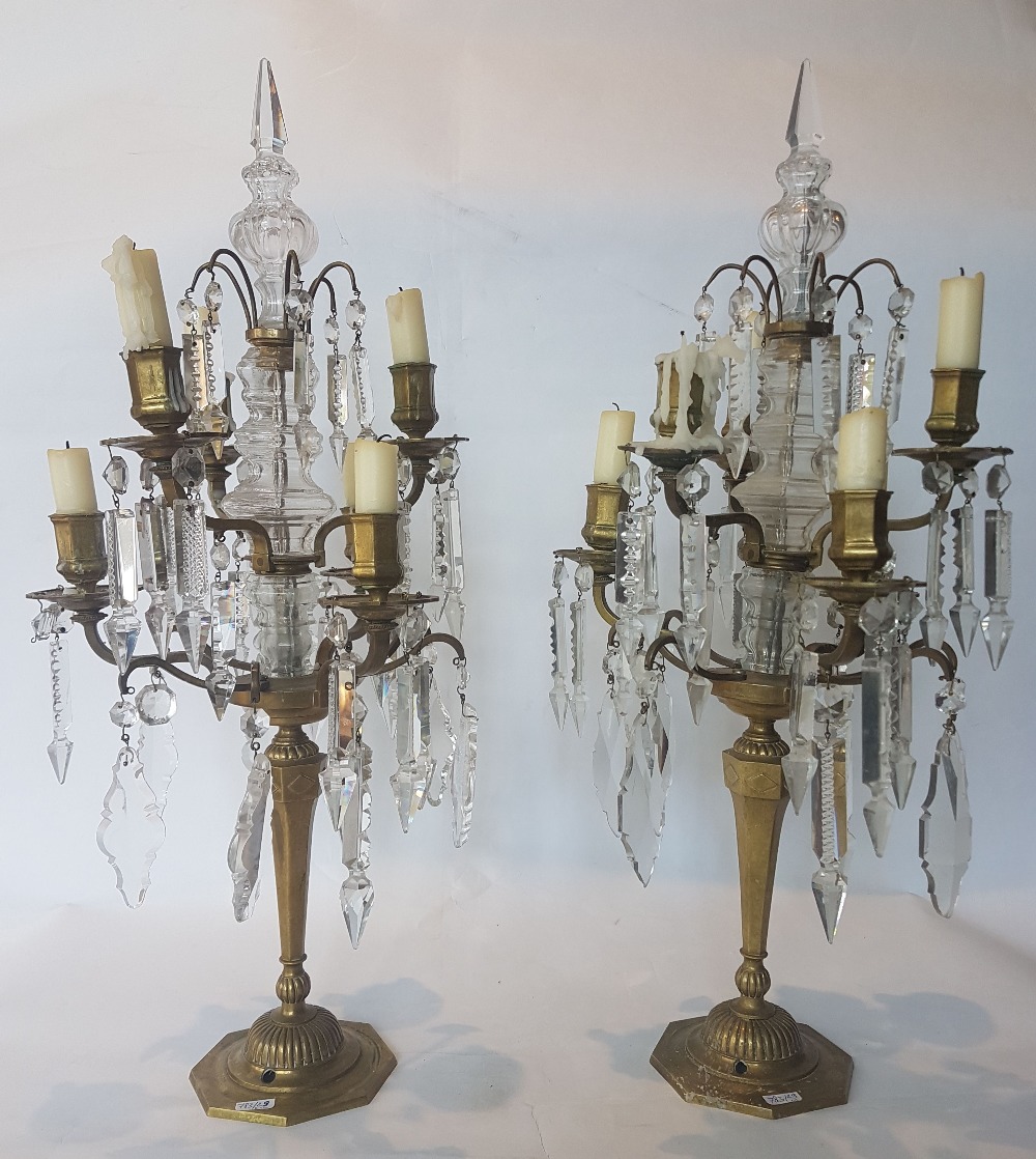 Pair of sconces; Bronze with golden patina, with 6 arms. Hole in the base for electric wiring. Glass - Image 3 of 3