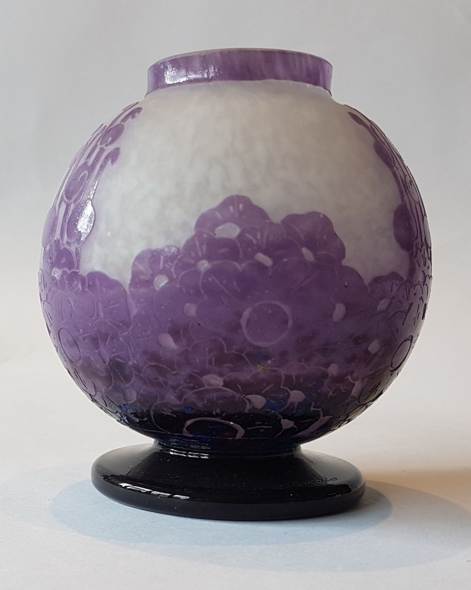 Le Verre FrancaisStylised flowers; Thick speckled white glass boule vase with violet and blue acid-