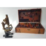 Carl Zeiss, Iéna & Robert Drosten, BrusselsMicroscope and its original case; Copper and metal, comes