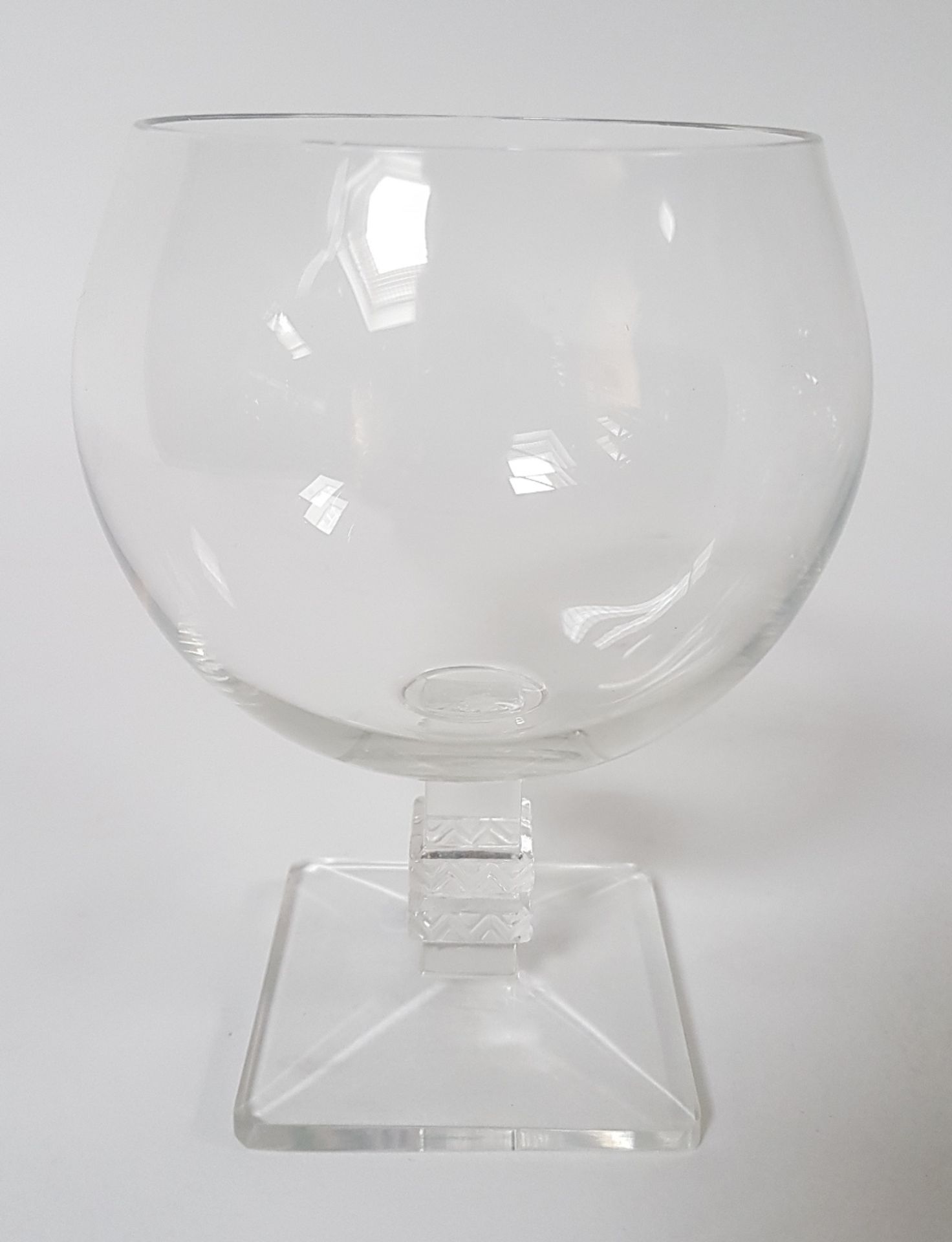 Lalique FranceSix cognac glasses; Crystal, each signed under the base. H: 11.5 cm - Image 2 of 2