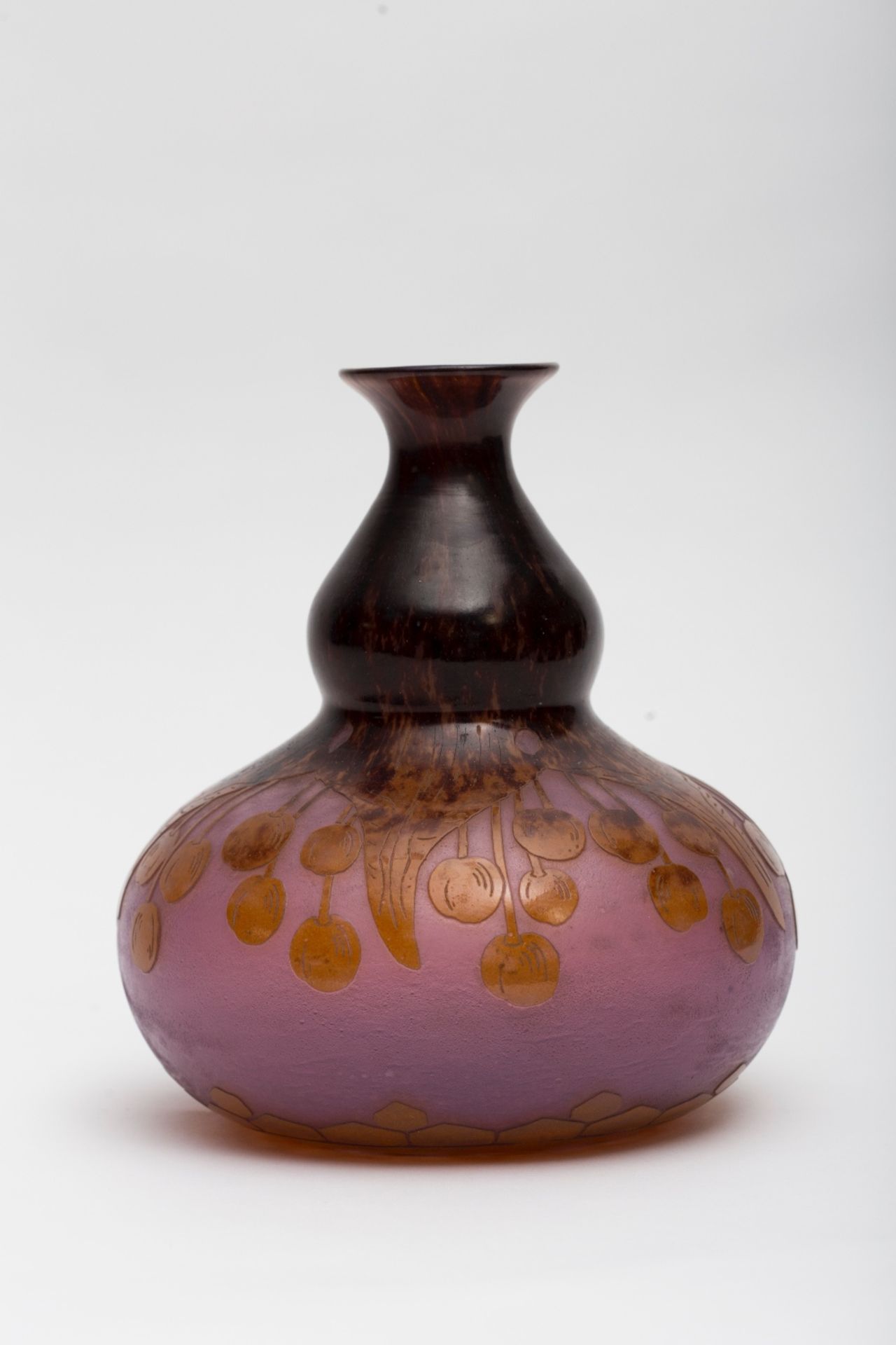 Le Verre FrancaisCherries; Thick violet glass vase with light and dark brown-shaded acid-etched