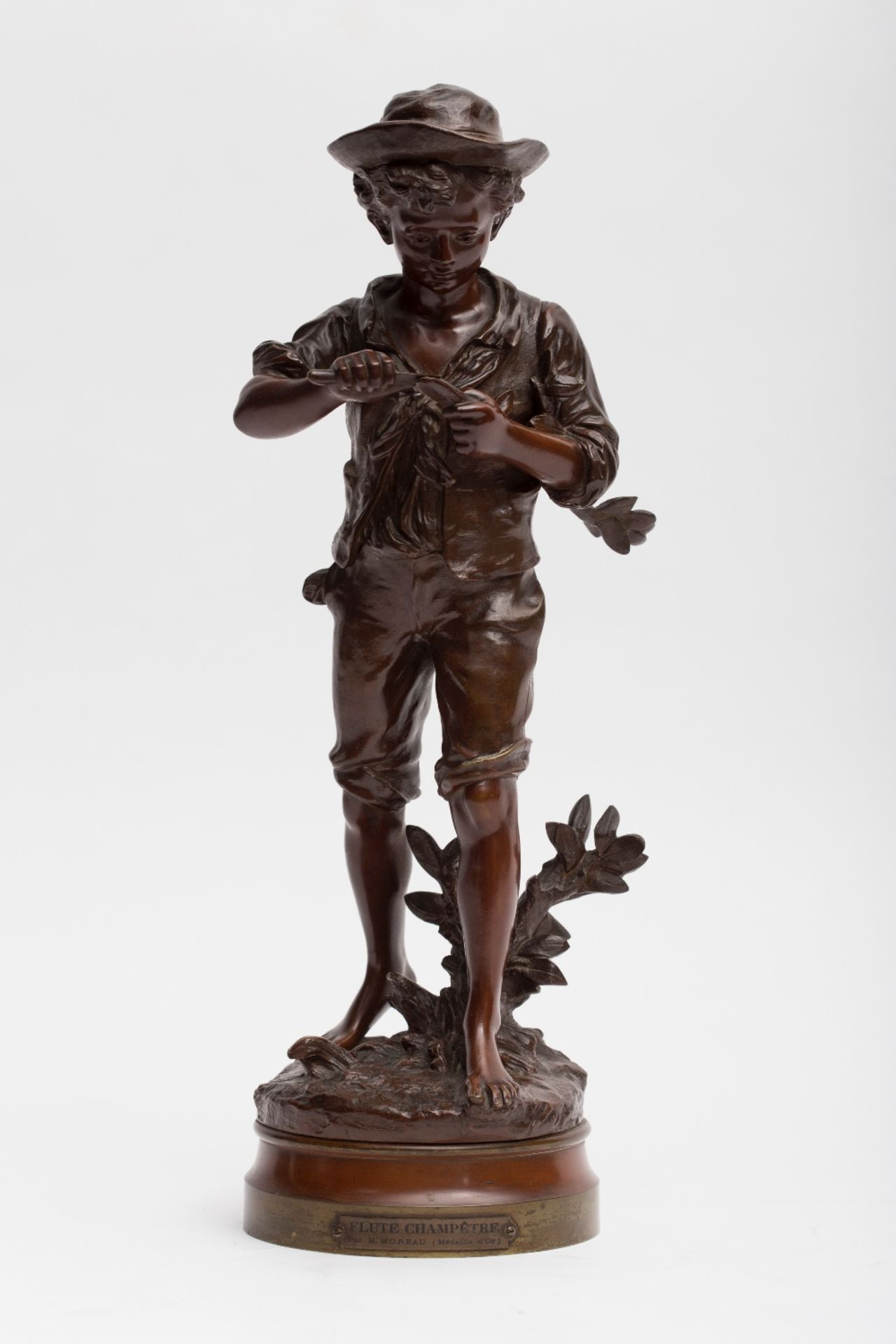 Hippolyte François Moreau (1832-1927)Field flute; Bronze sculpture with dark brown patina. Signed "