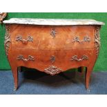 Louis XV-style sauteuse commode; Marquetry with floral décor, adorned with gilded bronze. Breche