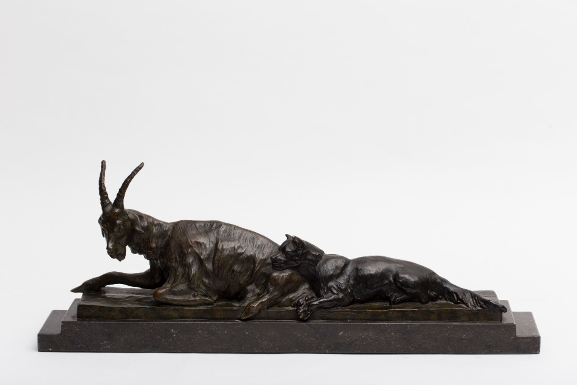 Jane Le Soudier (1885-1976) and Patrouilleau FounderAnimals resting; Bronze sculpture with brown-