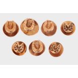 Set of seven shirt buttons - 18 ct rose gold, each depicting a horseshoe. Hallmark: 18. ; Gross