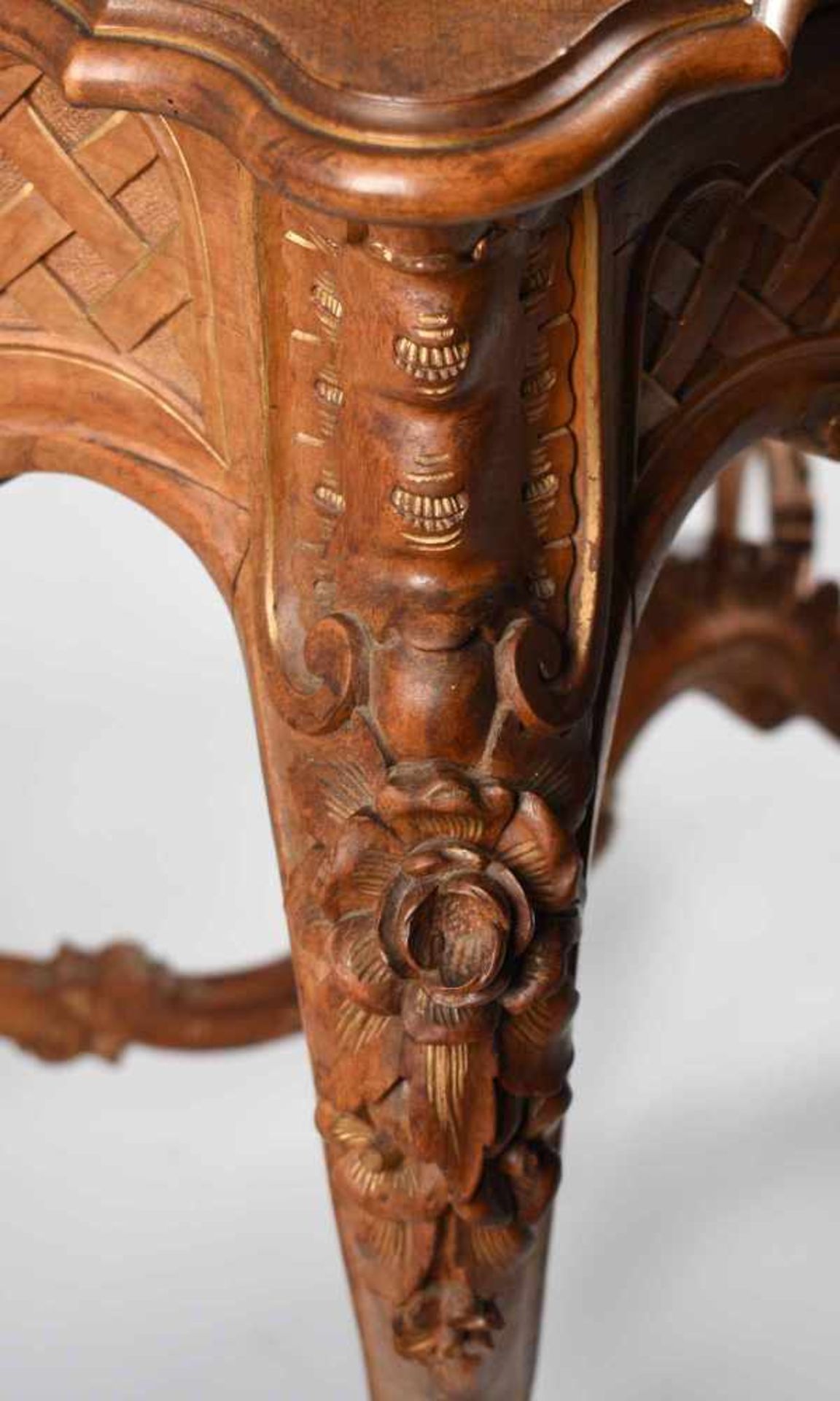 Prächtiger Neorokoko-Damenschreibtisch Nussbaum, geschwungene Beine mit Fußkreuz, geschweifte - Bild 6 aus 8