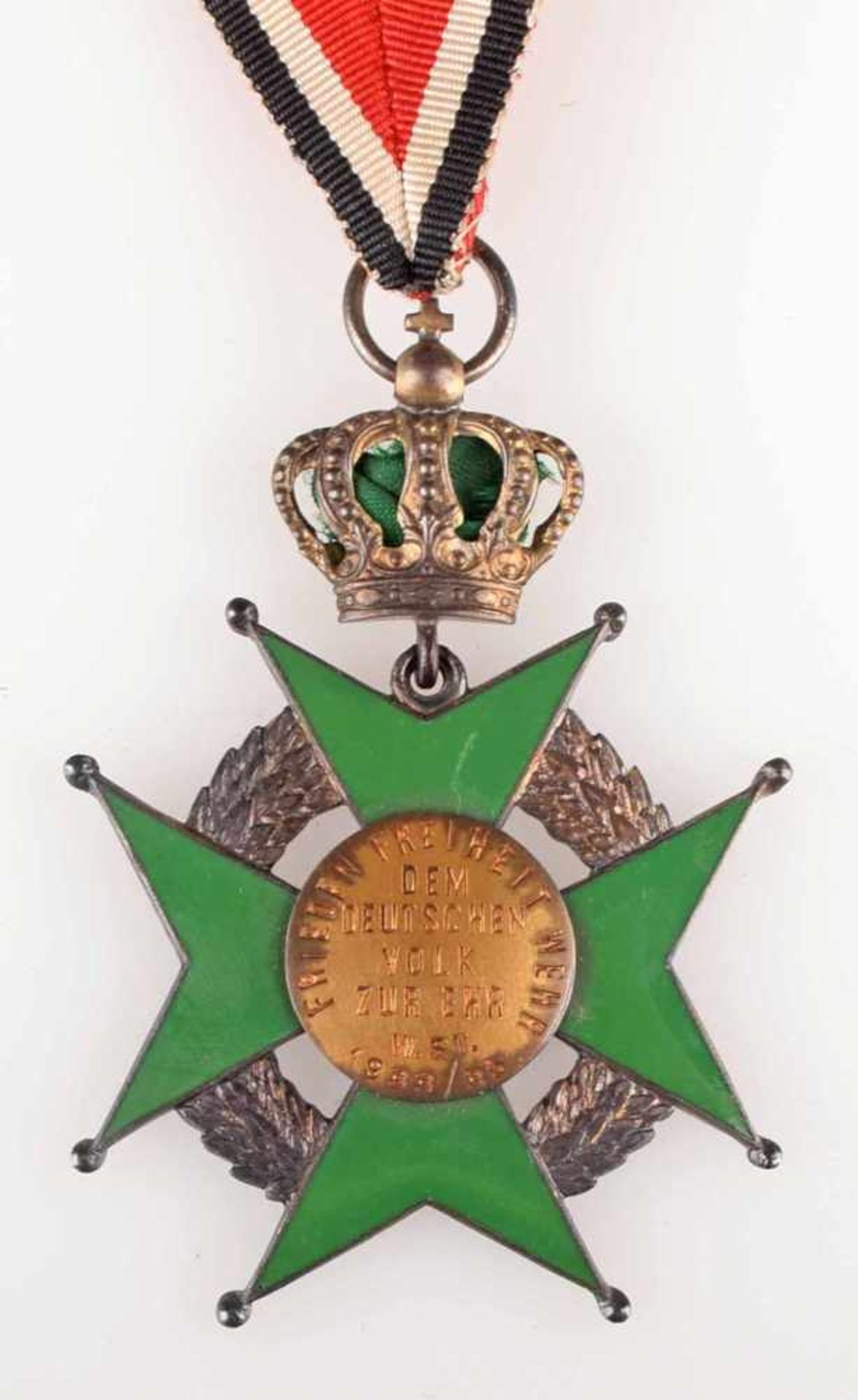 Auszeichnung III. Reich teilemailliert, grünes Malteserkreuz mit Lorbeerkranz unter Krone, bez. " - Bild 2 aus 3