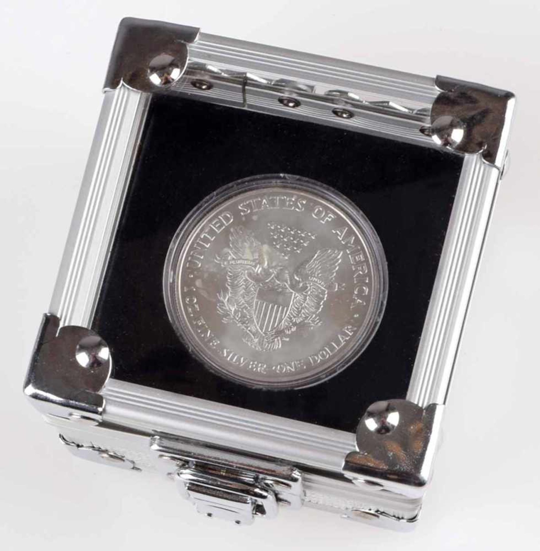 Konvolut amerikanischer Münzen insg. über 50 Stück, 1 Dollar - 1 Dime, dabei u.a.: 7 x 1 Dime, - Bild 2 aus 6