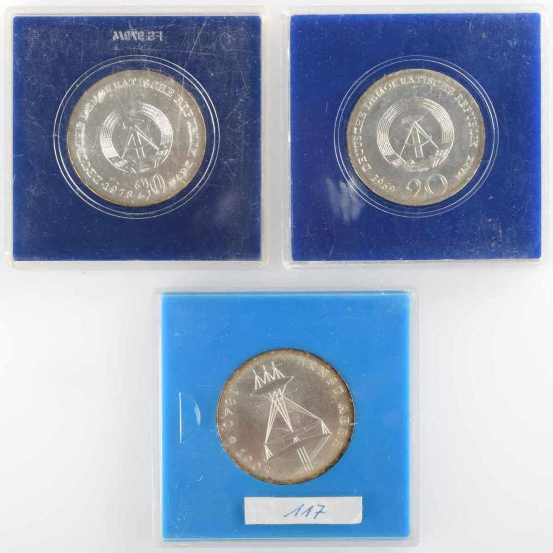Silbermünzen DDR insg. 3 versch. Ausgaben, 1 x 20 Mark "Ernst Abbe 1840 - 1905" 1980, 1 x 20 Mark " - Bild 2 aus 2