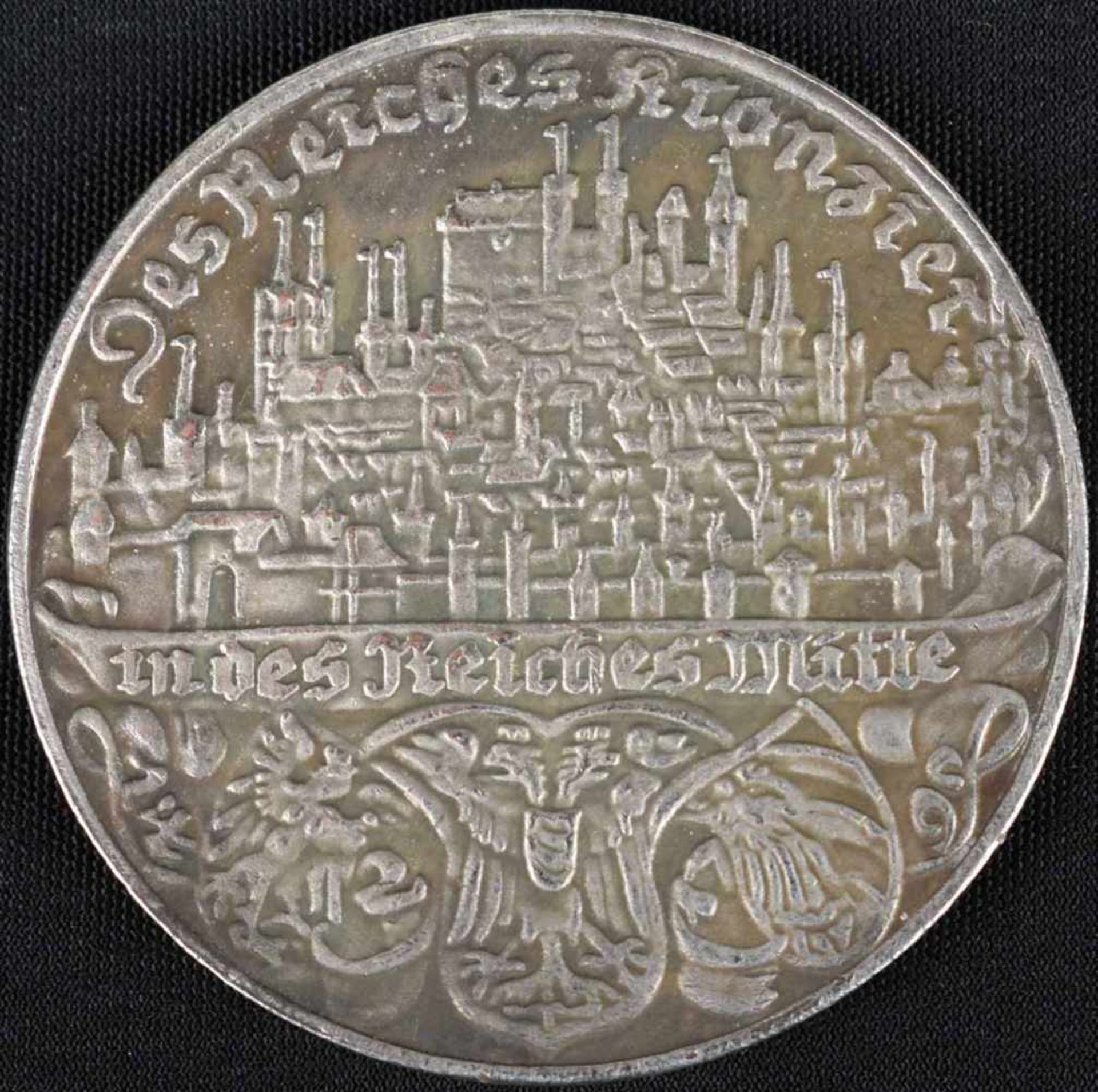 Medaille III. Reich 1938 Metall silberfarben, "Des Reiches Kronzier in des Reiches Mitte", auf die - Bild 3 aus 3