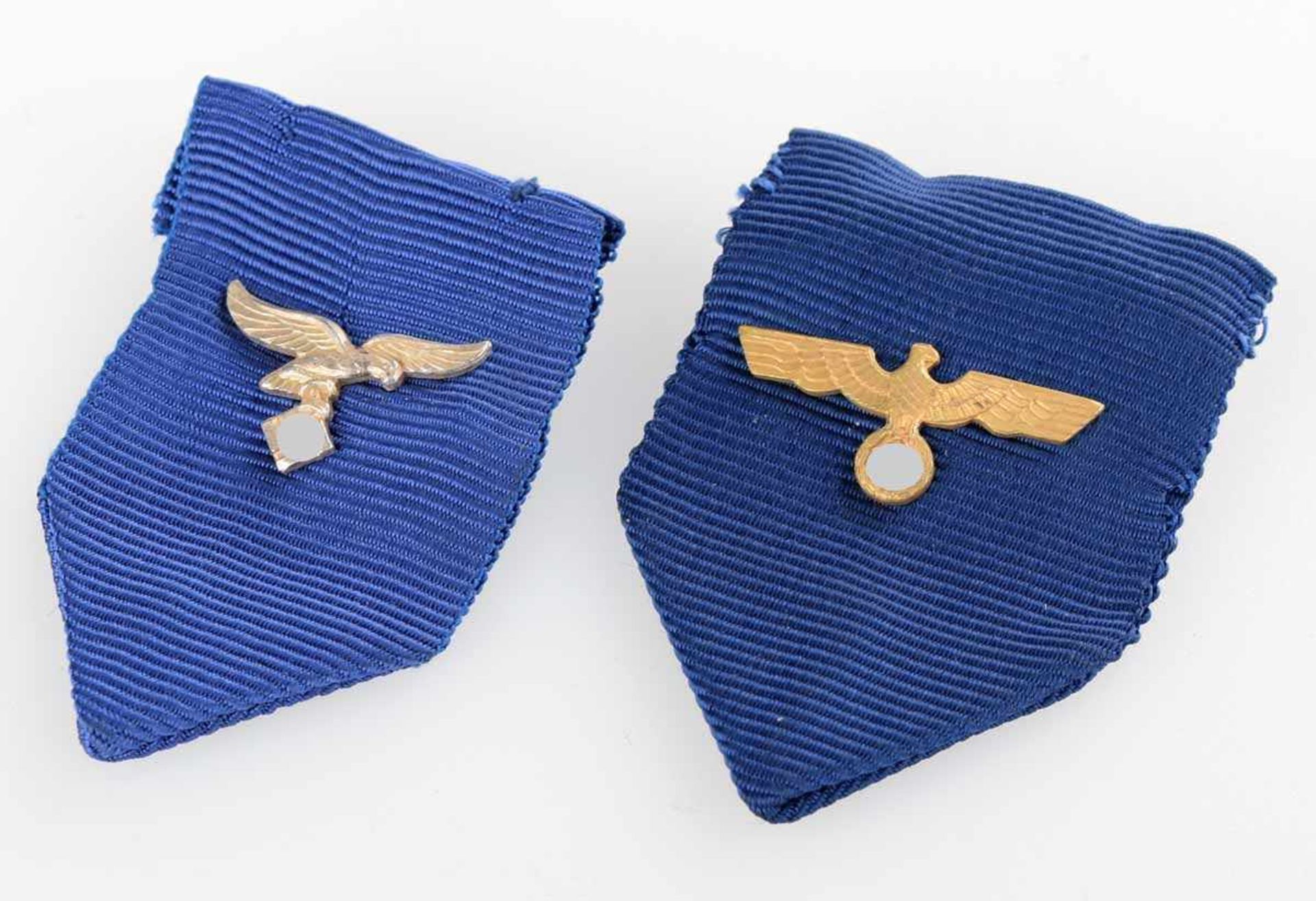 Auszeichnungen III. Reich insg. zwei blaue Bänder mit Adler und Swastika, für die - Bild 2 aus 3