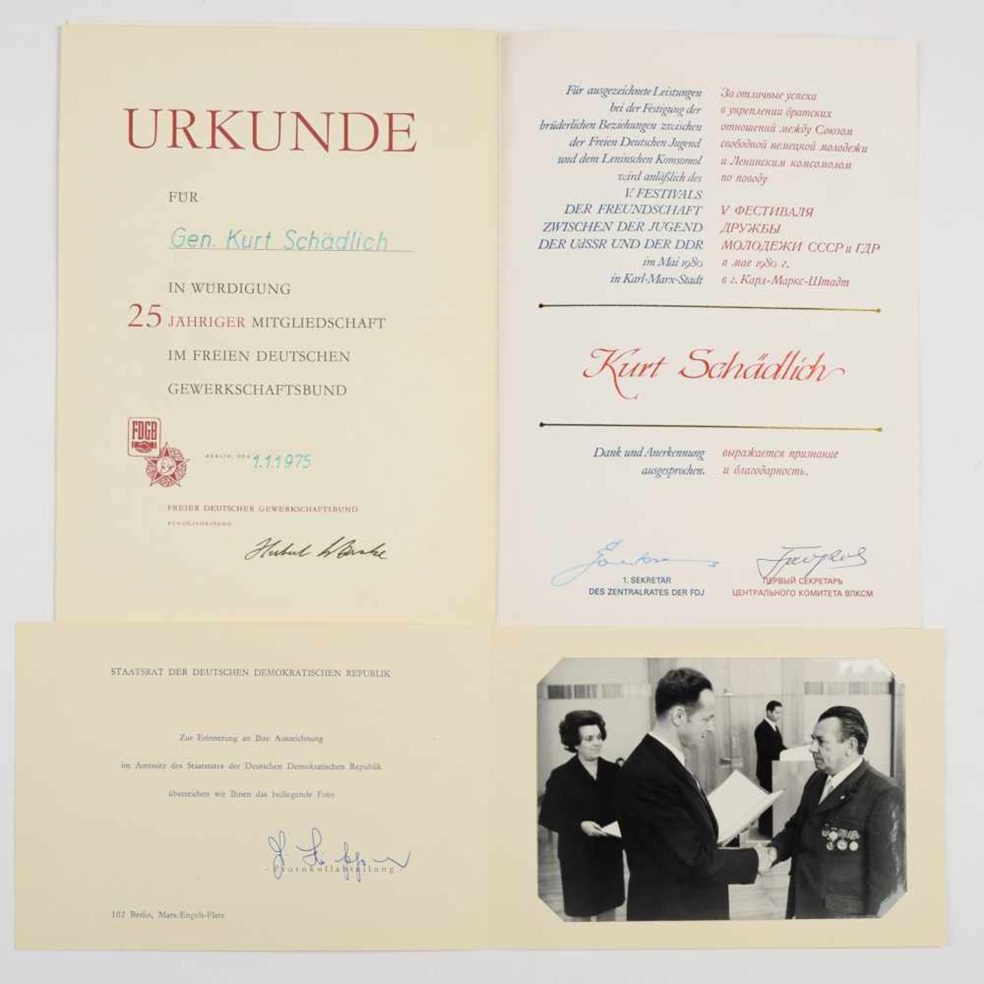 Urkunden, Foto und Zeitungsausschnitt DDR aus dem Nachlass des 1. Sekretärs der SED-Kreisleitung - Bild 2 aus 3
