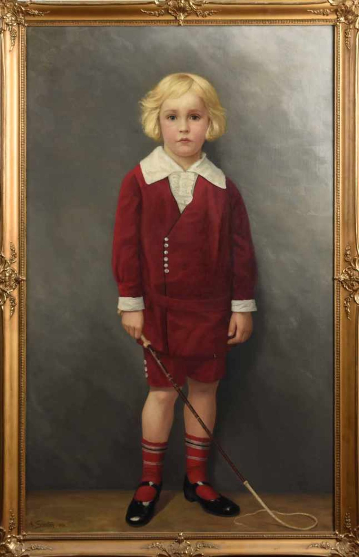 Santer, A. Öl/Lwd., Porträtdarstellung, stehender Junge im roten Hosenanzug, links unten signiert - Bild 3 aus 3