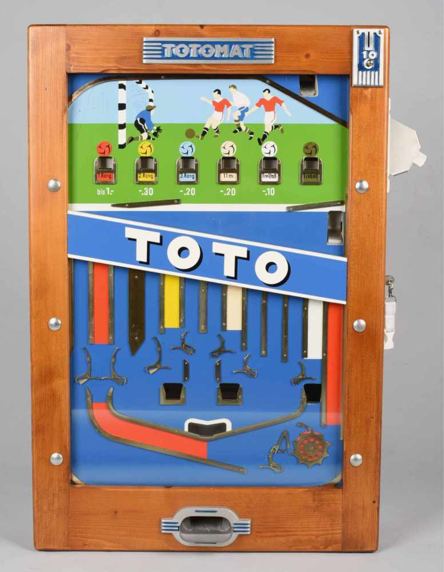 Wandspielautomat "Totomat", Holzgehäuse mit verglaster Front, Münzeinwurf, sehr gute Erhaltung, - Bild 2 aus 2