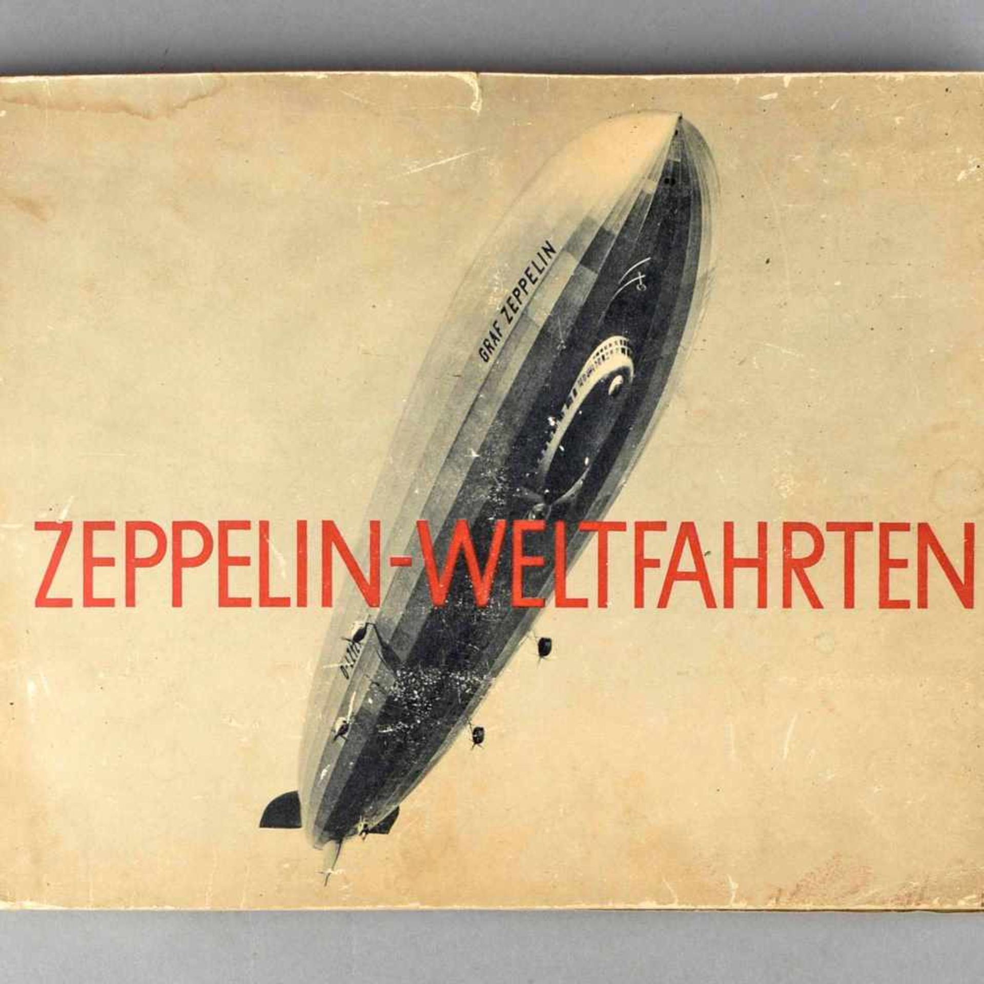 "Zeppelin Weltfahrten" Sammelbilderalbum, vom ersten Luftschiff 1899 bis zu den Fahrten des LZ 127