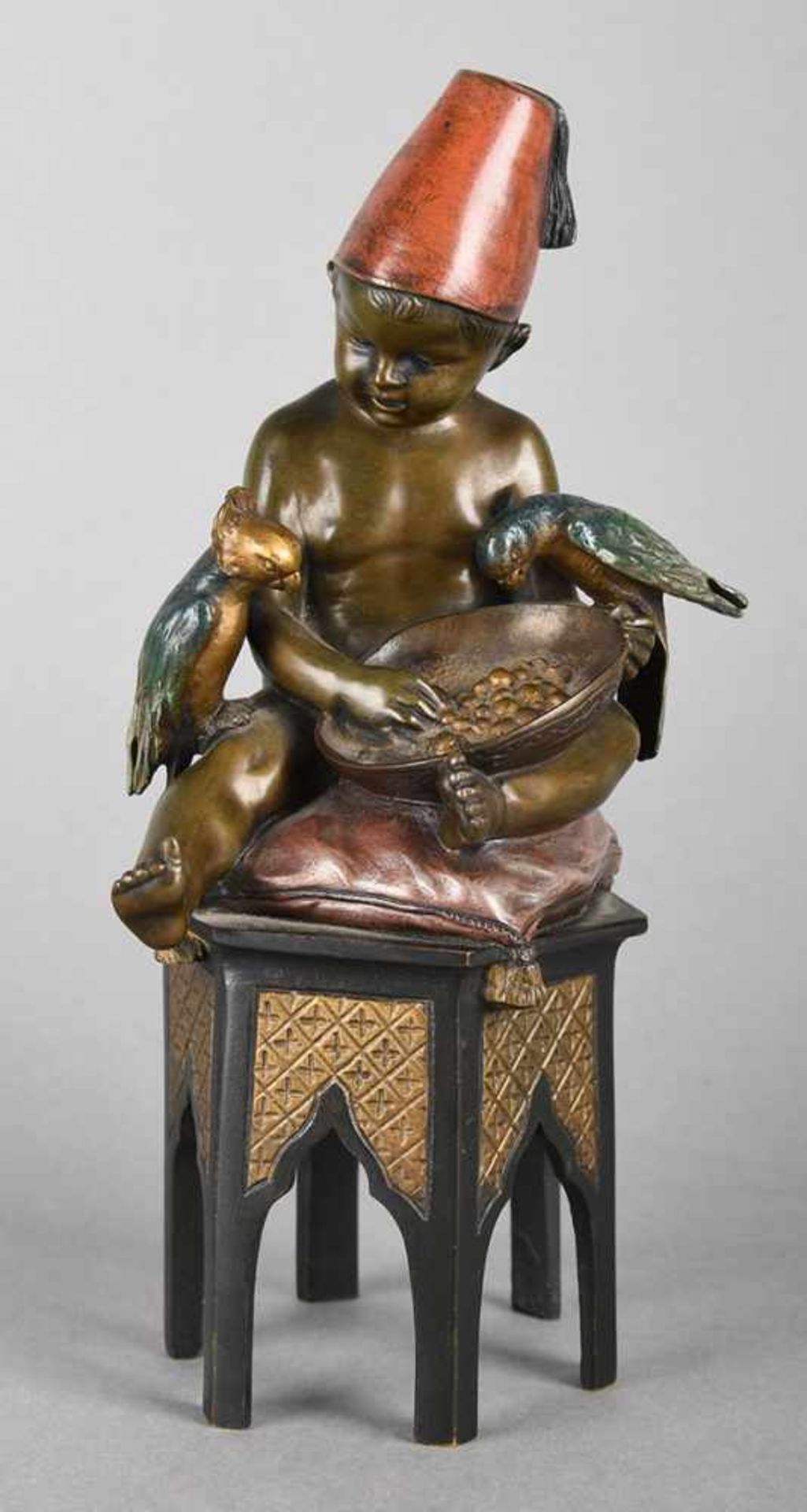 Thuss, Richard (1865 Wien - 1945) Wiener Bronze, dunkelbraun patiniert und mehrfarbig kaltbemalt,