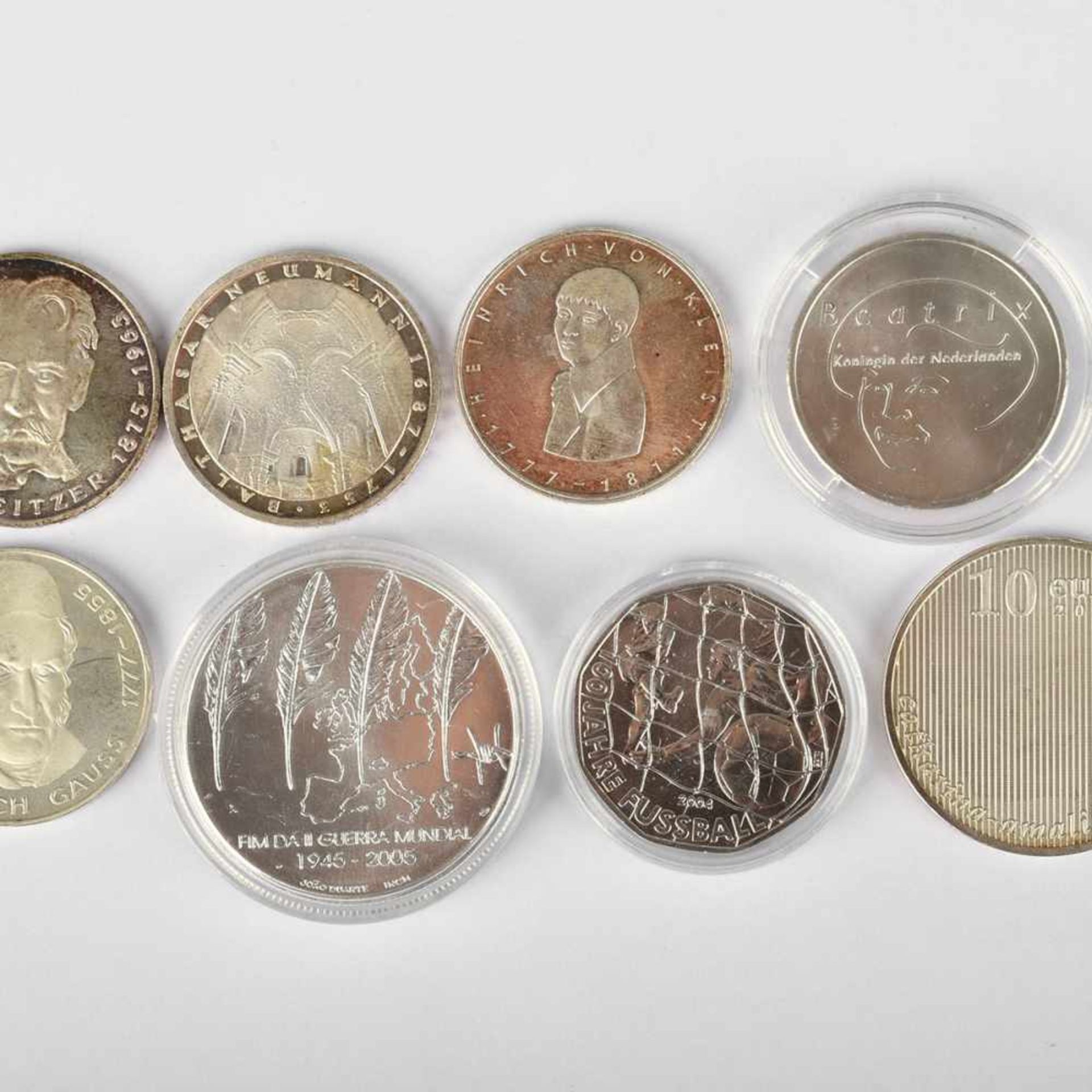 Konvolut Silbermünzen insg. 8 Stück, dabei u.a.: 1 x 8 Euro Portugal "60 Jahre Ende des