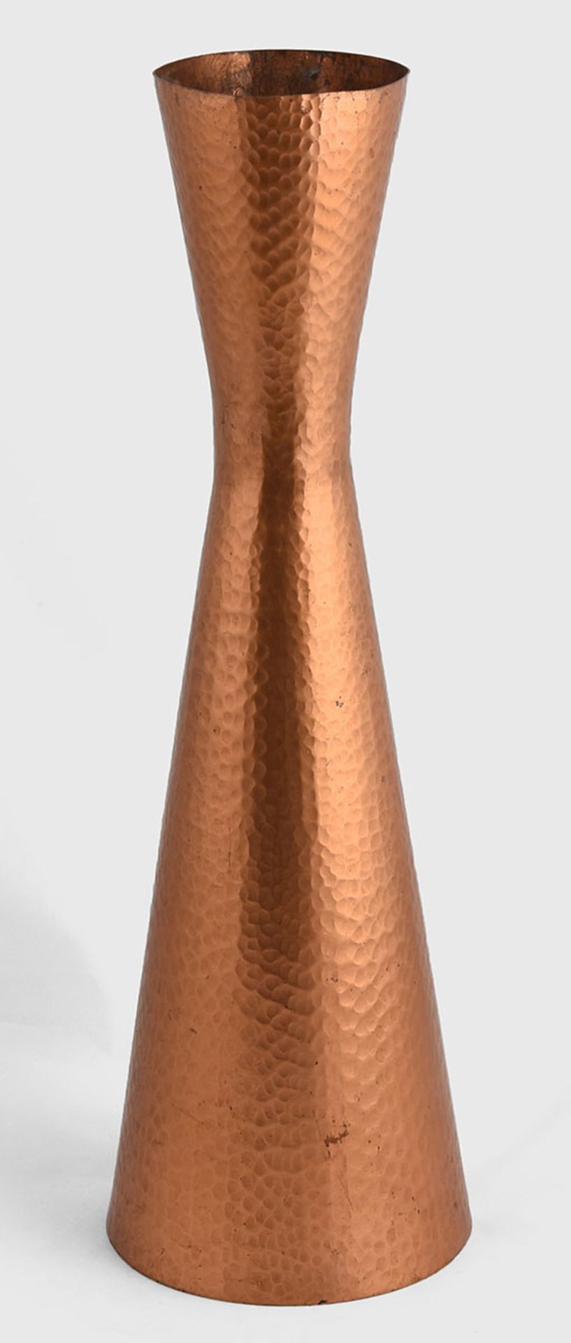 Große Vase Wall Metallkunst, schlanker konischer Korpus, taillierter Halsbereich mit hoher - Bild 2 aus 3