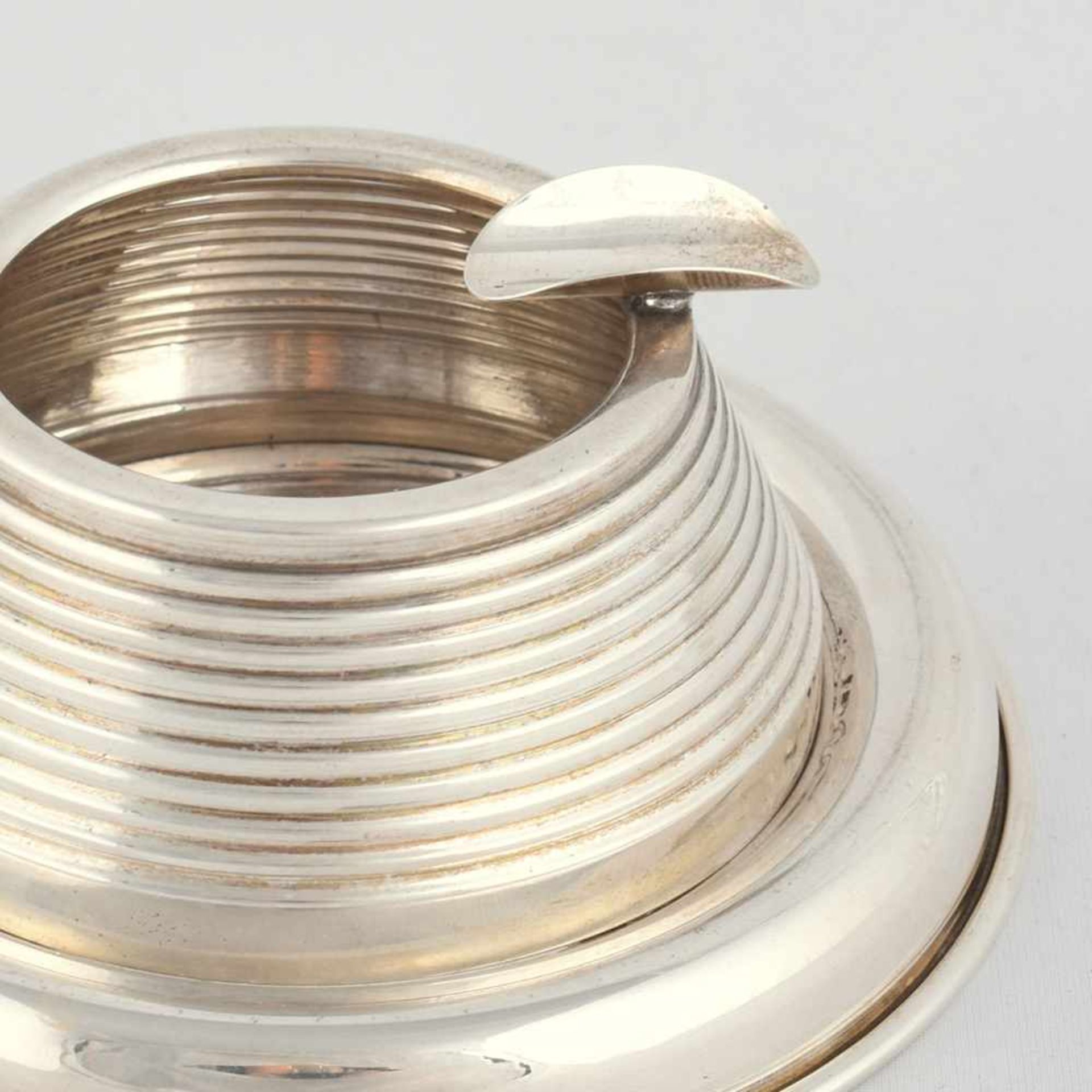 Aschenbecher Silber 900, gemarkt "Sener", runde Schale mit gebogenem Rand, darauf abnehmbare