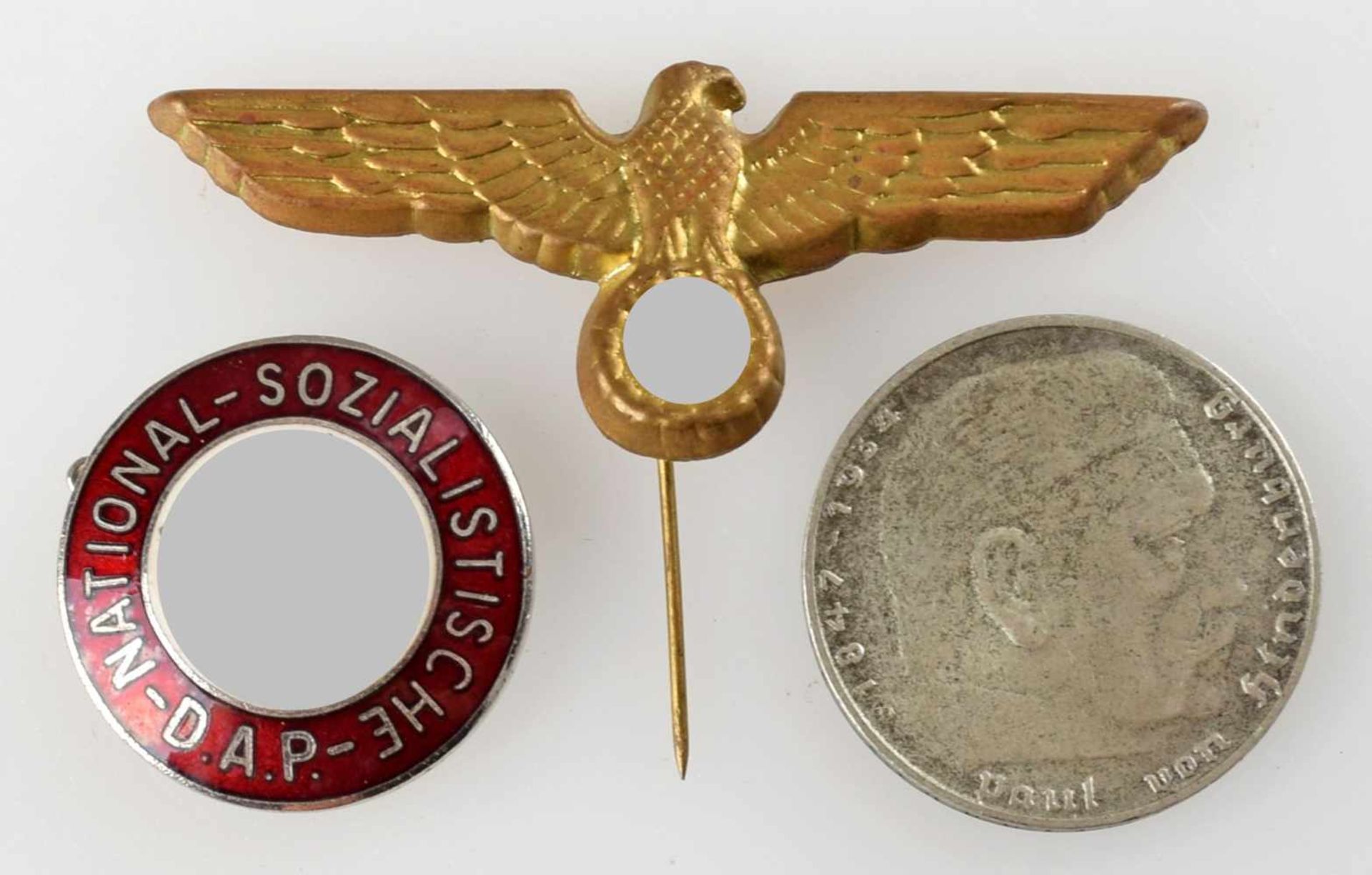Konvolut III. Reich insg. 3 Stücke: 1 x Parteiabzeichen der NSDAP, "RZM"-Marke im Kreis, 1 x - Bild 2 aus 2