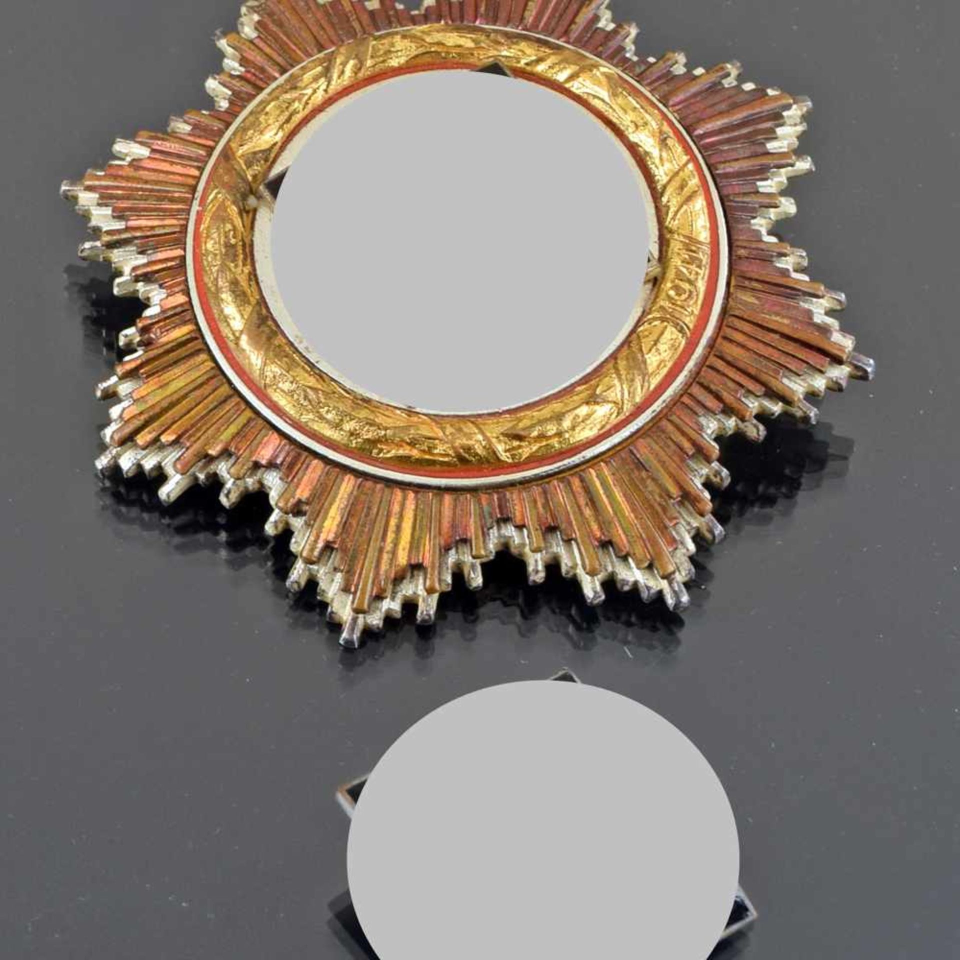 Auszeichnung III. Reich Deutsches Kreuz in Gold, Swastika ausgetauscht (alte beschädigte anbei),