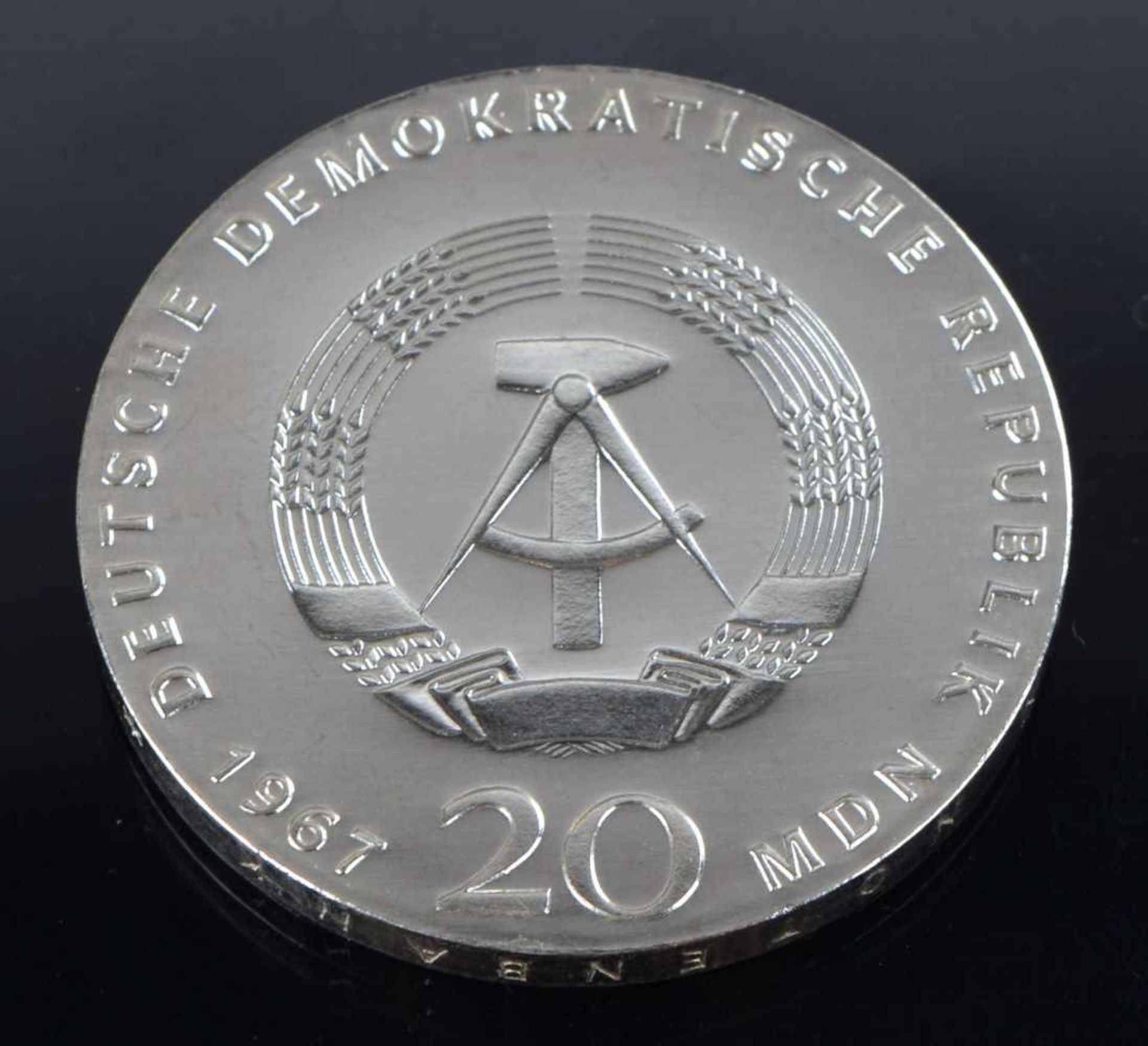 Silbermünze DDR 20 Mark "200. Geburtstag Wilhelm von Humboldt", 1967 (A)- - -23.00 % buyer's premium - Bild 3 aus 3