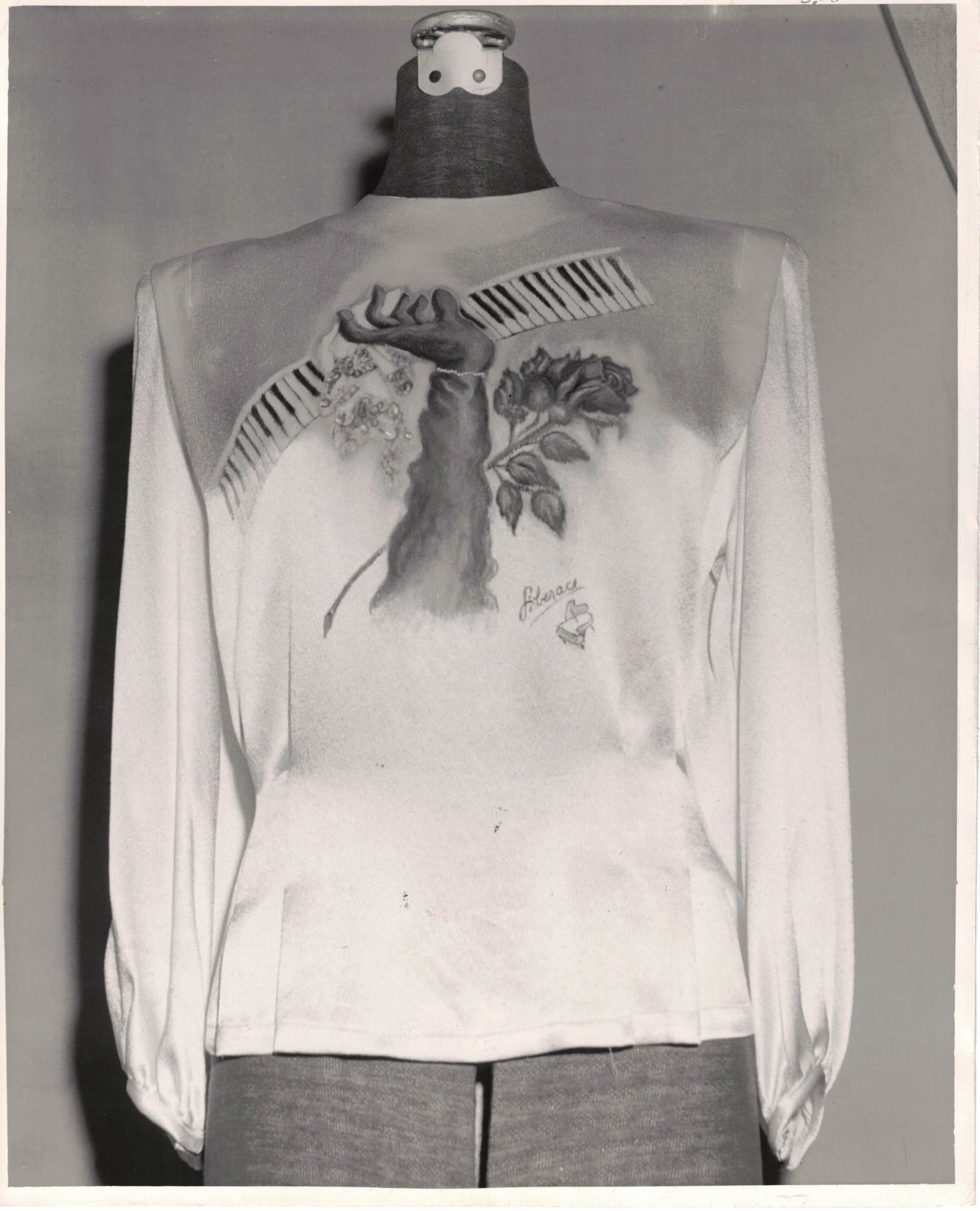 Rare Hildegarde Blouse, Handpainted by Liberace - Image 4 of 10