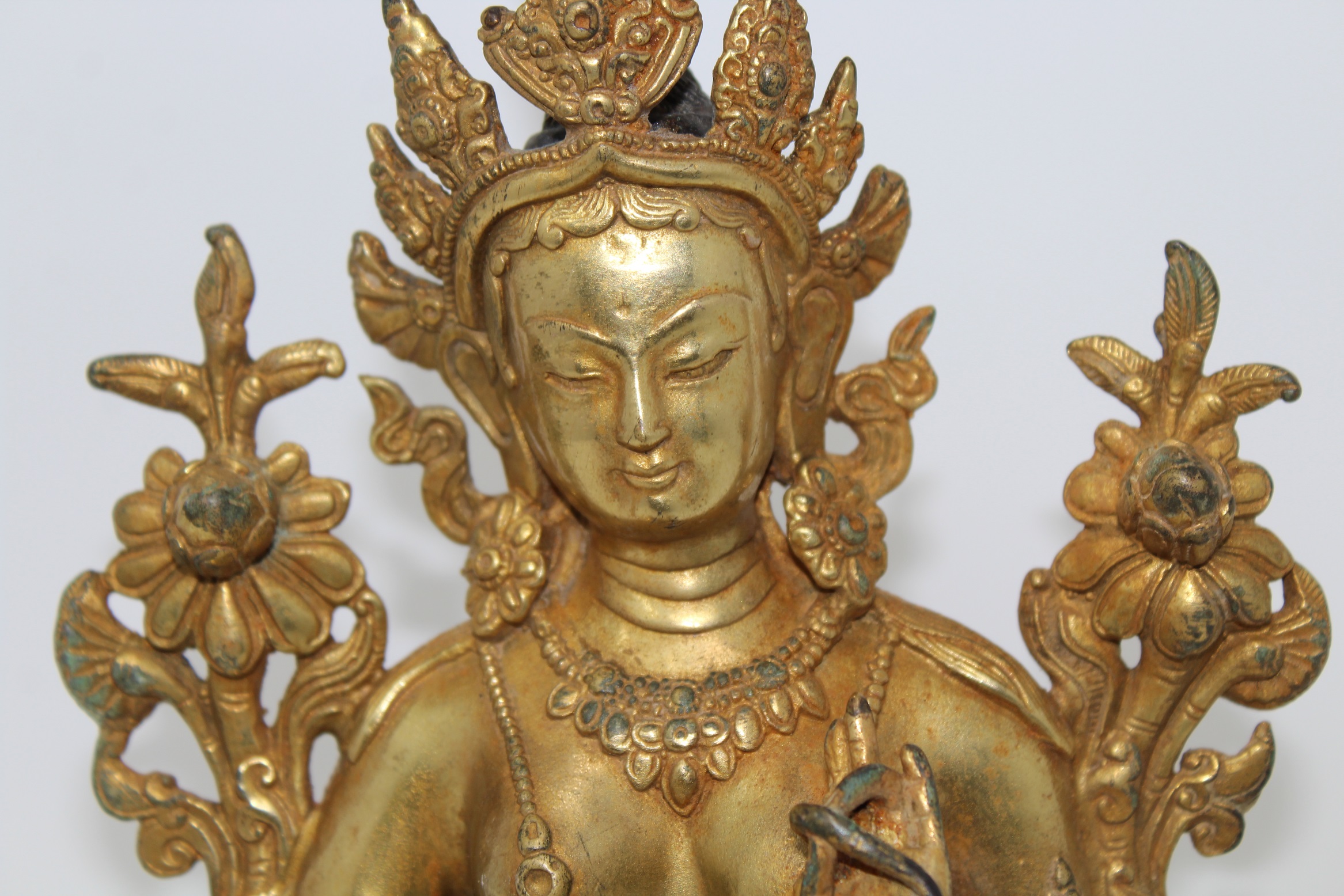 Tibetan Seated Gilt Bronze Buddha Figure - Image 3 of 6