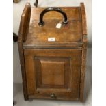 19th cent. Oak coal scuttle.