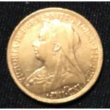 Coins: Victoria veiled head sovereign 1898.