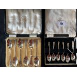 Hallmarked Silver: Boxed set of teaspoons with ornate engraved handles, plus a Mappin & Webb set