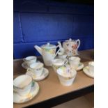20th cent. Ceramics: Taylor & Kent art deco style coffee set. Coffee cups and saucers x 6, sugar