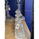 The Thomas E Skidmore Collection: 19th cent. Cut glass - wine decanter, bulbous base, engraved