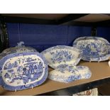 19th cent. Staffordshire blue transfer ceramics, Pearl ware meat oval 14ins. With Chinoiserie