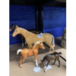 Beswick: Palomino Race Horse, gloss finish, Bois Roussel, gloss finish, Royal Doulton Foal, standing