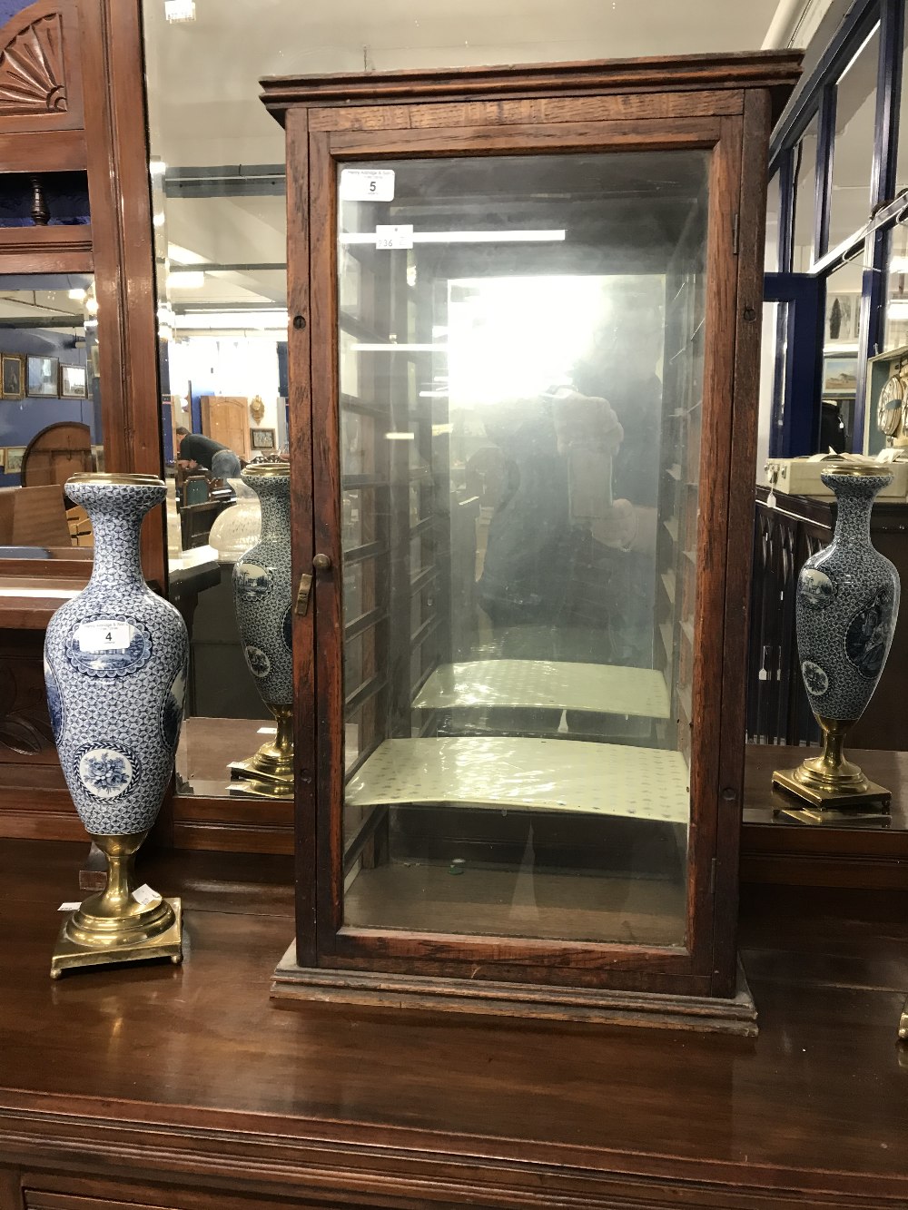 20th cent. Oak tabletop display cabinet.