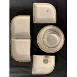 OCEAN LINER: Cunard/Queen Mary Ridgway ceramics to include hors d' oeuvres dishes (4), side plate,
