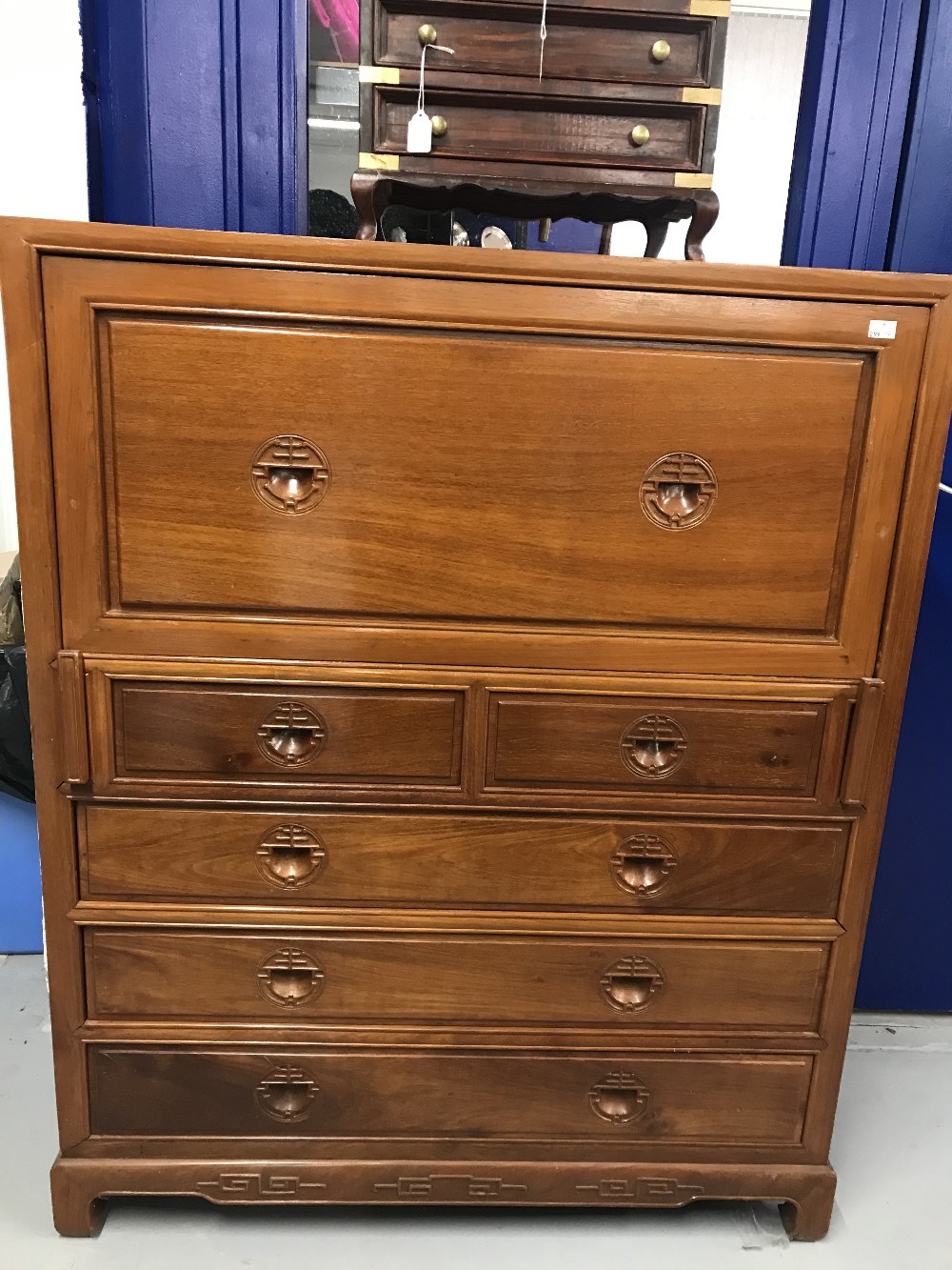 20th cent. Chinese hardwood furniture. Secretaire, full front, fitted interior, 2 over 3 drawers - Image 2 of 3