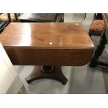 Early 19th cent. William IV, mahogany drop leaf table with a single drawer and a dummy drawer. On