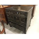 Late 17th/early 18th cent. Oak chest of drawers comprising of two short over three long drawer,