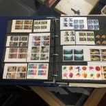 Stamps: Stockbook mid to late 20th cent. USA stamps, containing approx. 2000 mint never hinged