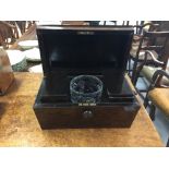 19th cent. Rosewood tea caddy with mother of pearl lid inset, two compartments, including glass