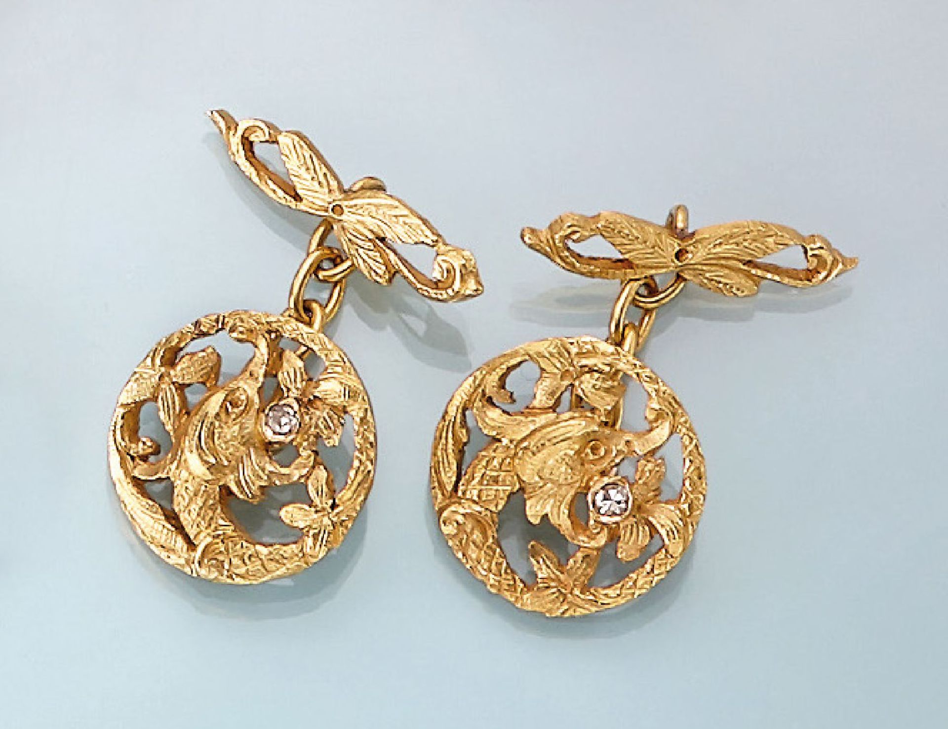 Paar 18 kt Gold Manschettenknöpfe mit Diamanten, Frankreich um 1910, GG 750/000, reiche florale