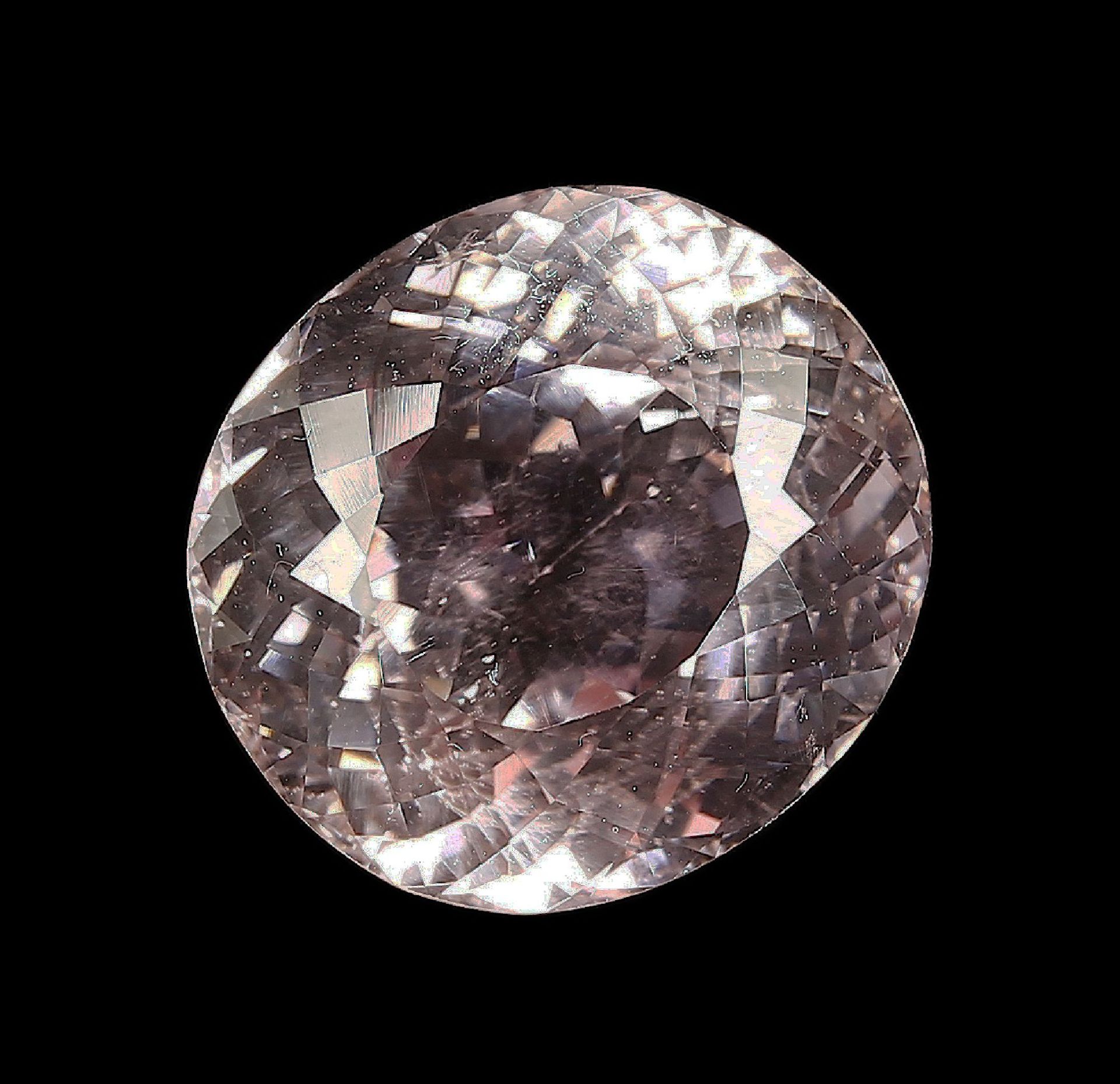 Loser Kunzit ca. 28.87 ct, rund facett. Schätzpreis: 1700, - EURLoose kunzite approx. 28.87 ct ,