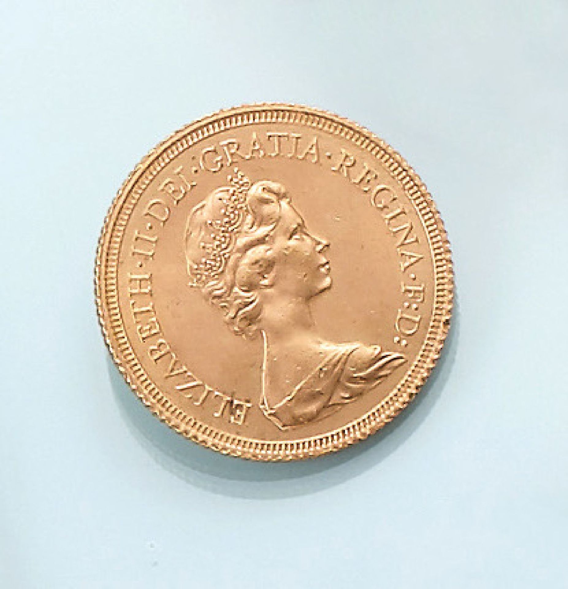 Goldmünze, Sovereign, Großbritannien, 1979, Elizabeth II., RV: Heiliger Georg hoch zu Ross im