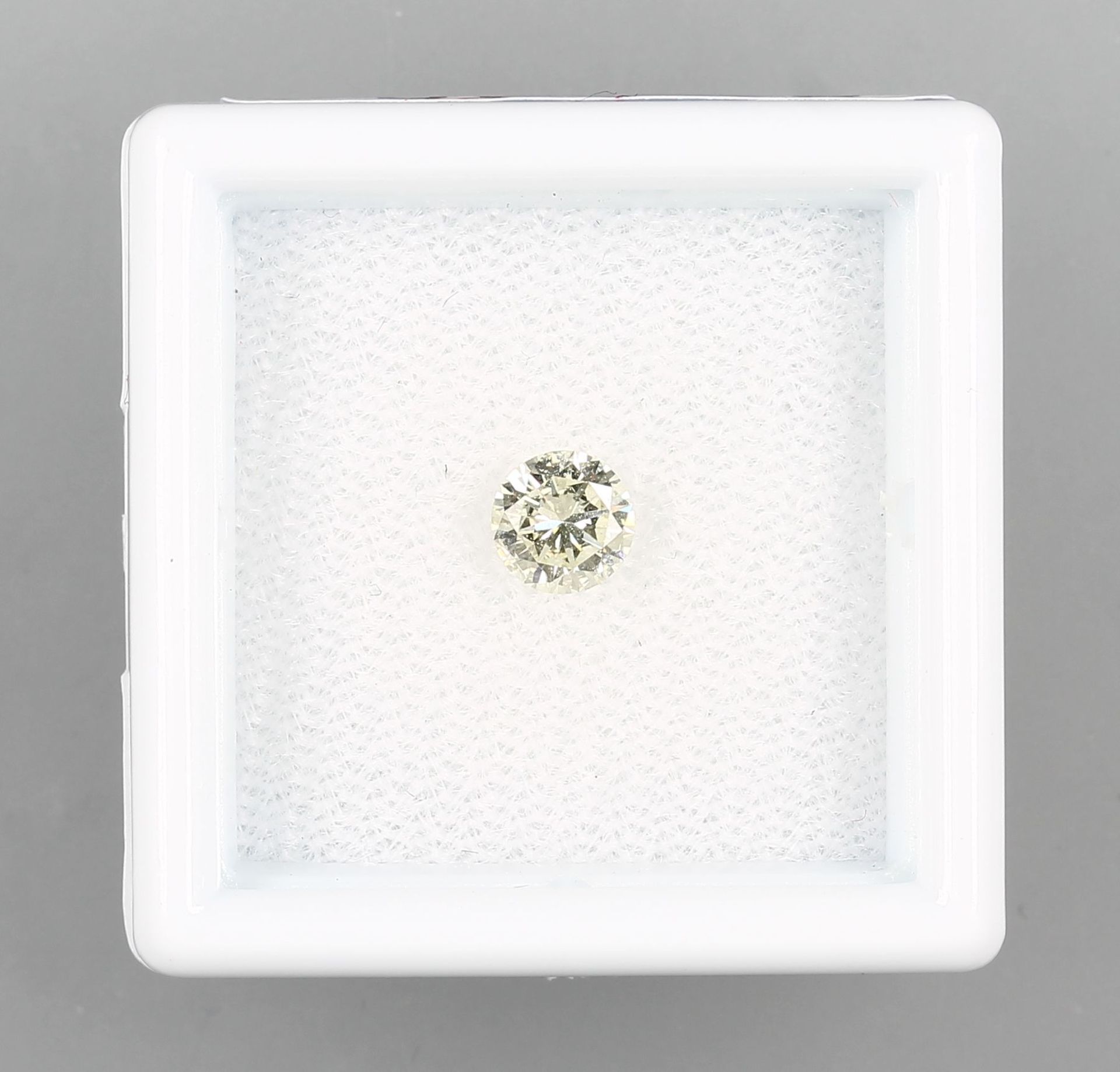 Loser Brillant ca. 0.43 ct light yellow/si1 Schätzpreis: 650, - EURLoose brilliant approx. 0.43 ct