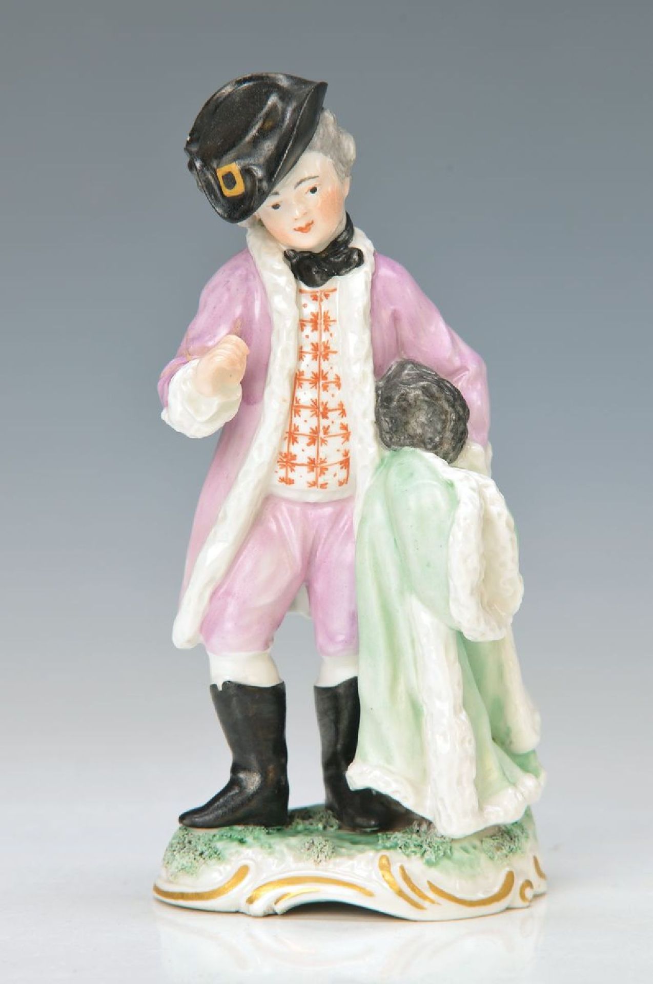 Porzellanfigur, Frankenthal, 1781, Kleiner Kavalier mit Muff, Ein Herr hat eine Pelzmantel in der