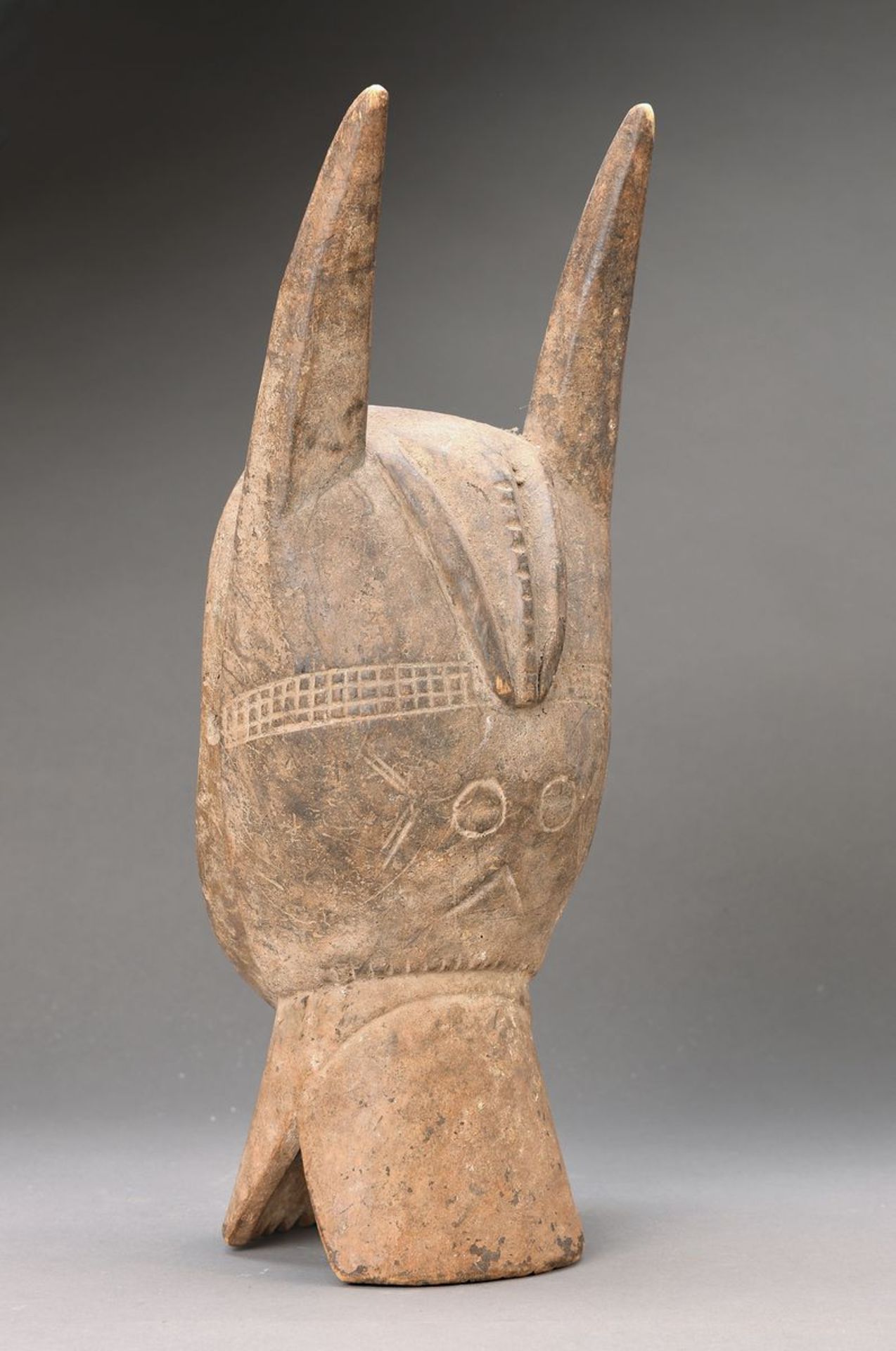 Gazellenmaske, 1920/30, Holz, gewachsene Patina, ca. 45 x 18 x 14 cmgazelle Mask, 1920/30, wood,